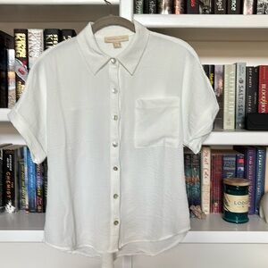 Monteau ladies size small top. In new condition, never worn.